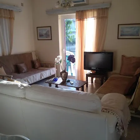 Kaboli Rooms-pefki