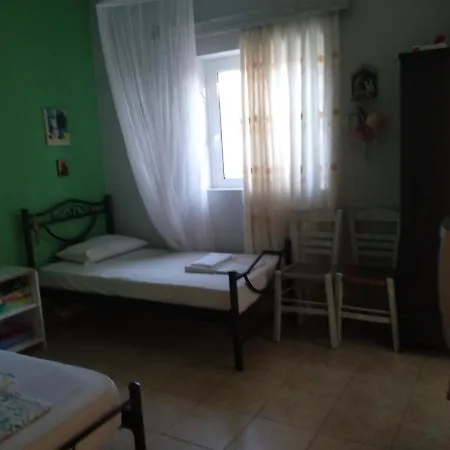 Kaboli Rooms-pefki *