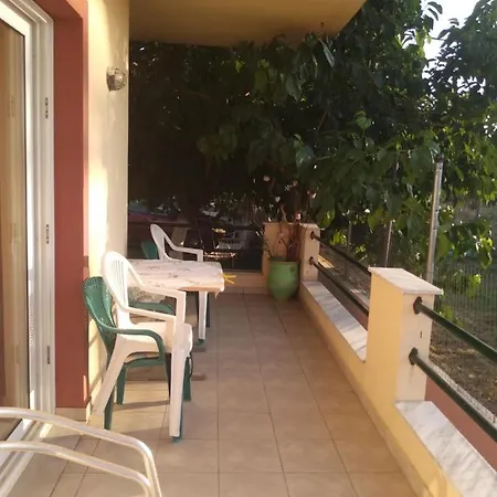 Kaboli Rooms-pefki