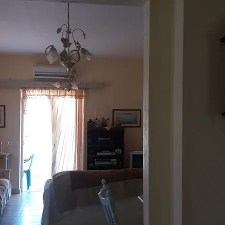 Kaboli Rooms-pefki * Pefki (Evia)